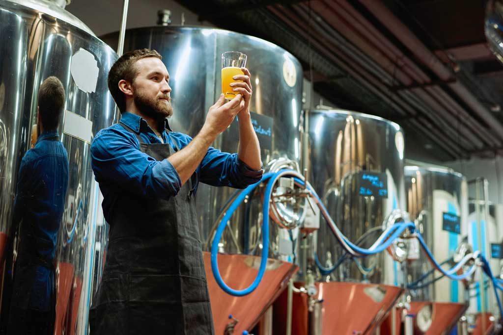 brewery-master-with-glass-of-beer